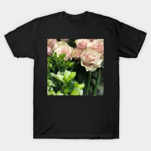 photo, pink beautiful roses T-Shirt